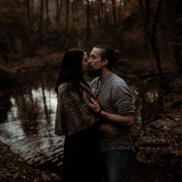 Meet your Posher, Erin - Picture 2 of 5